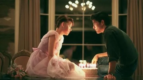 Mười Sáu Ngọn Nến - Ảnh 2
