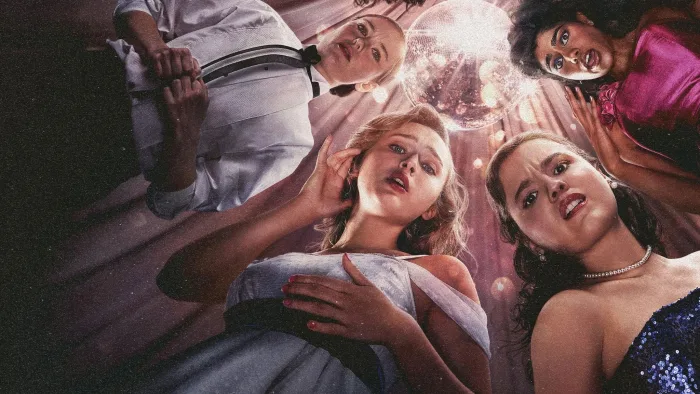 Phố Fear: Nữ hoàng dạ hội - Ảnh 2